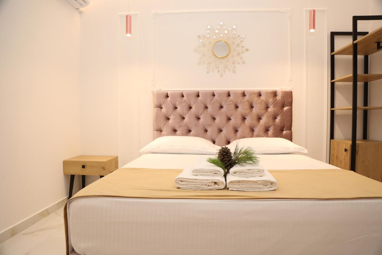 Apartments Oda Hotel Velipoje Bagian luar foto