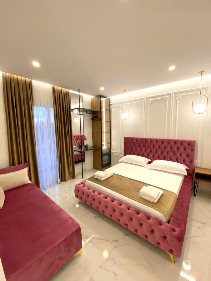 Apartments Oda Hotel Velipoje Bagian luar foto